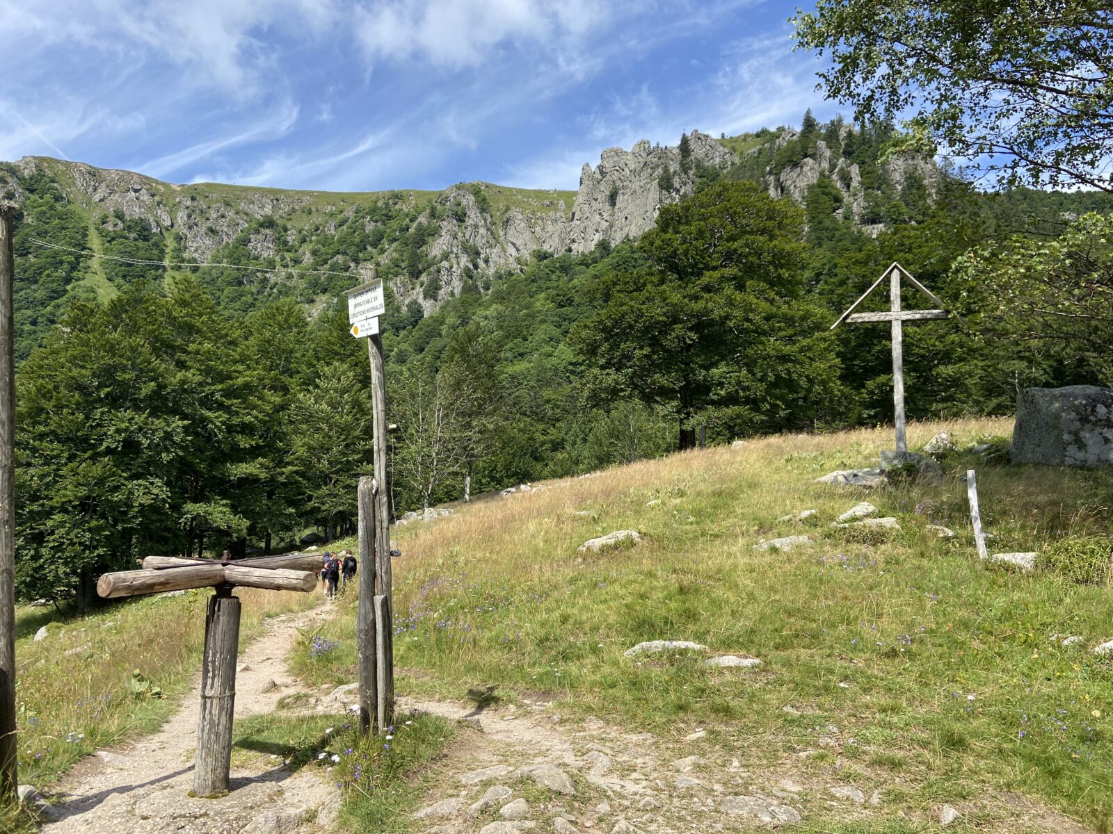 Wandern in den Vogesen: Felsenweg - Lac de Schiessrothried - Höhenkamm