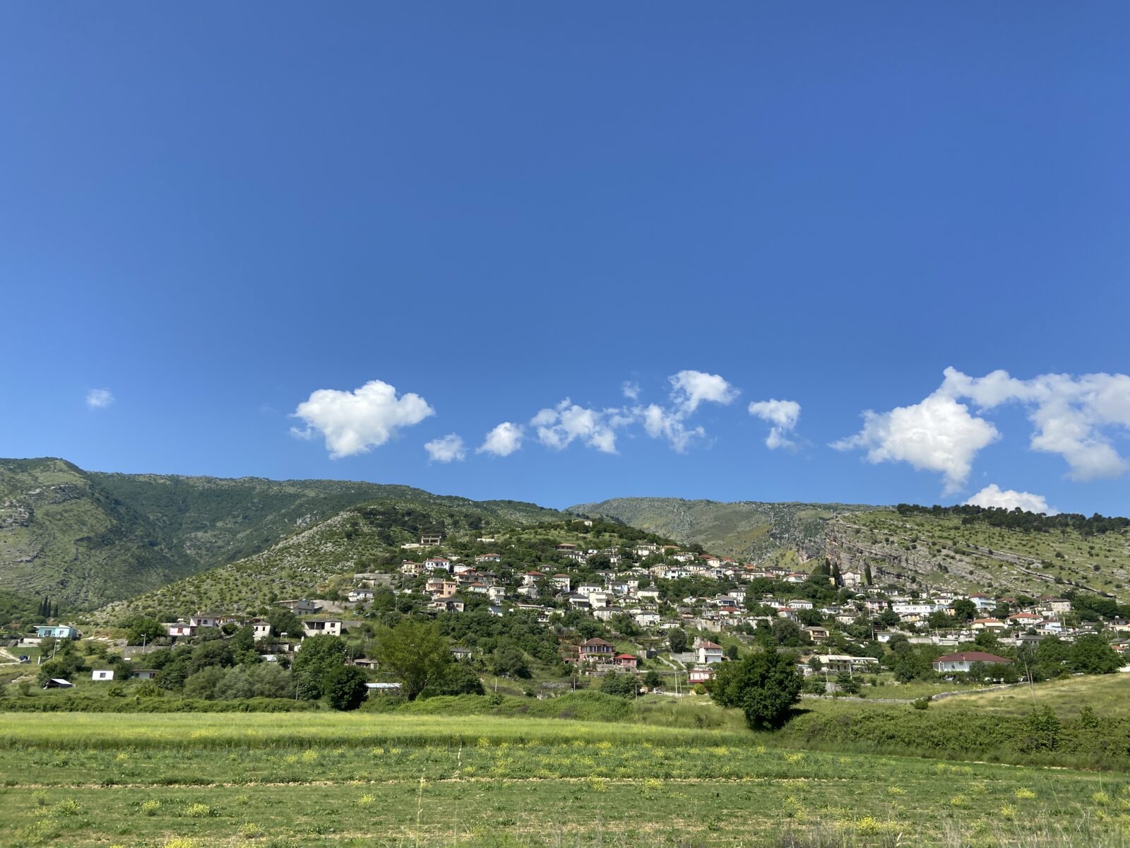 Bus-Abenteuer: Von Gjirokastër nach Butrint