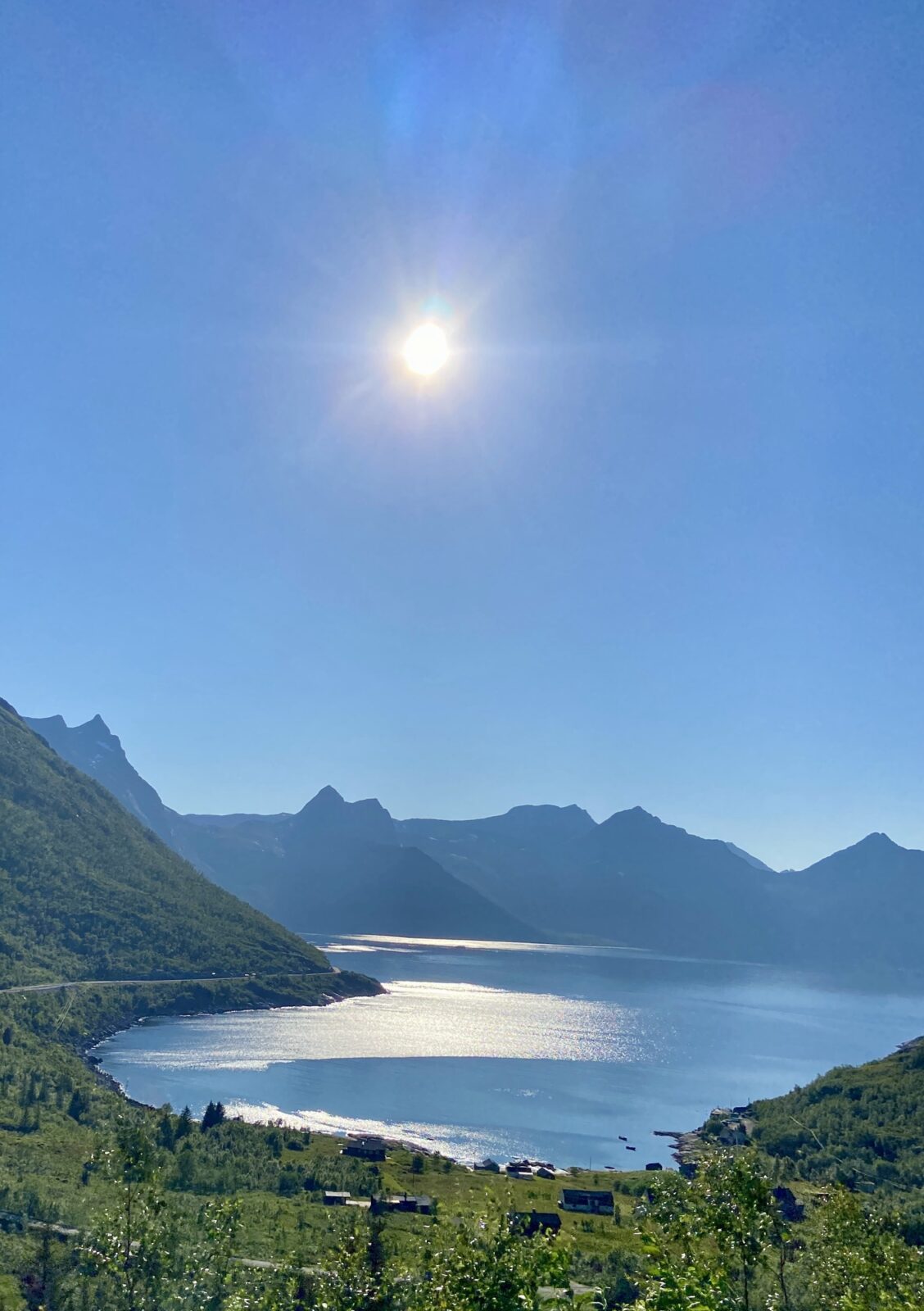 Roadtrip Nordkap: Stellplatz hinter Snorfelsfjal (Senja)