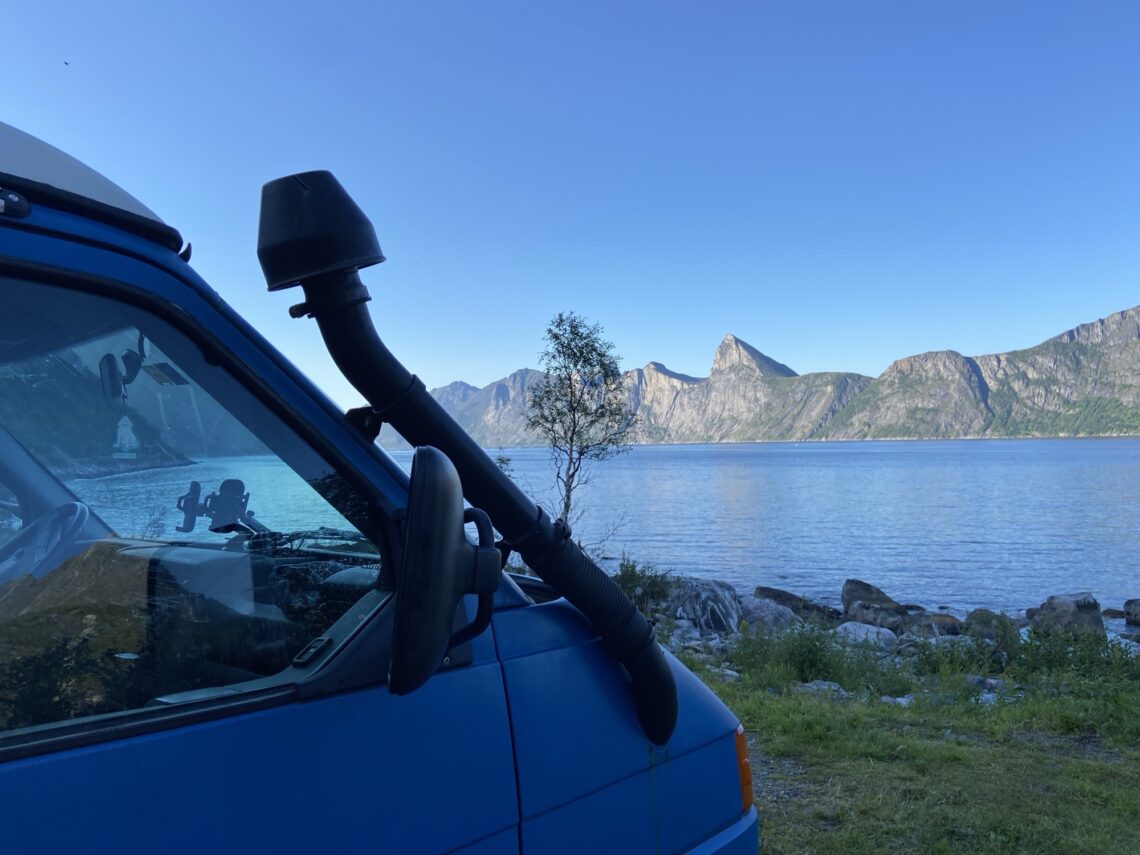 Roadtrip Nordkap: Stellplatz hinter Snorfelsfjal (Senja)