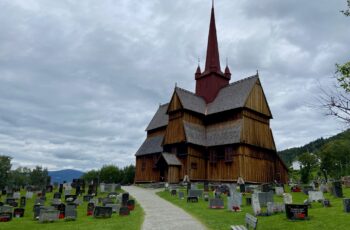 Roadtrip Nordkap: Stabskirche Ringebu und Lillehammer