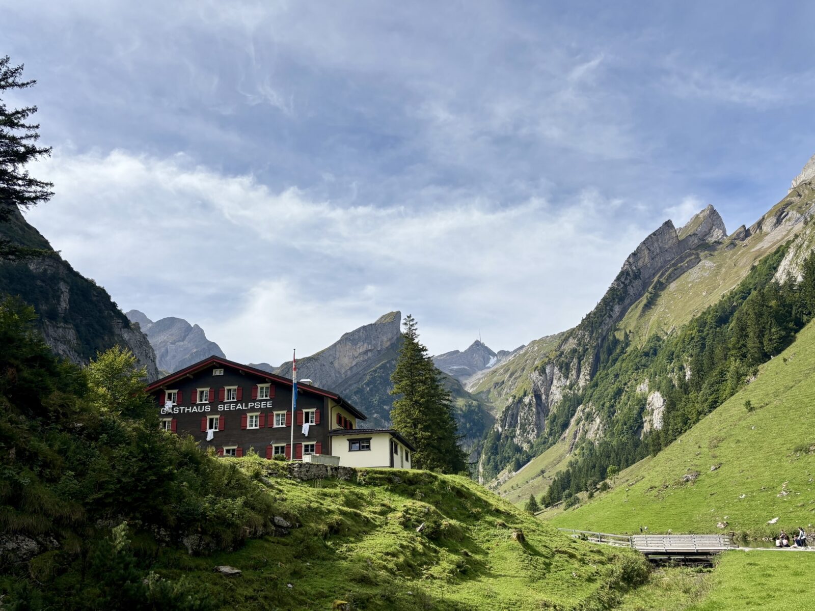 Wandern in der Schweiz: Von Wasserauen zum Seealpsee
