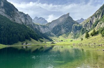 Wandern in der Schweiz: Von Wasserauen zum Seealpsee