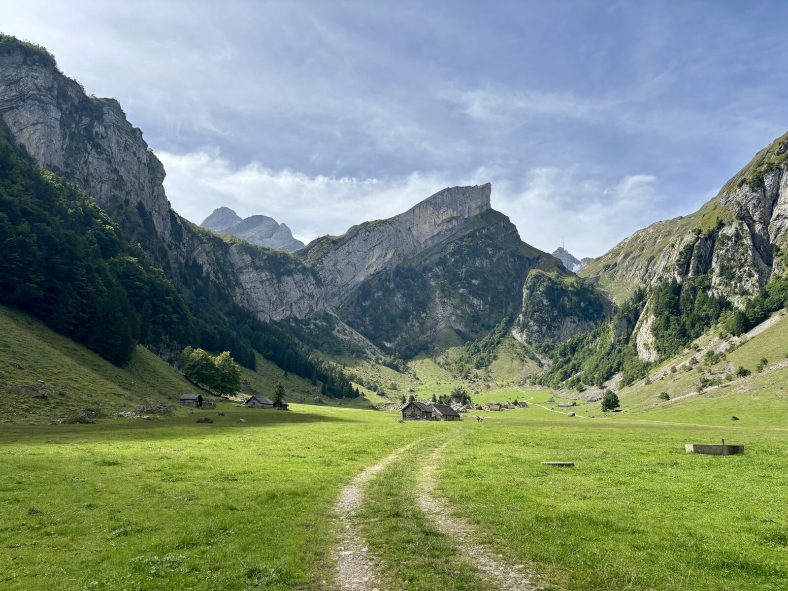 Wandern in der Schweiz: Von Wasserauen zum Seealpsee