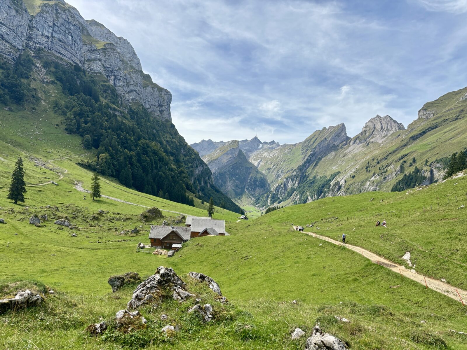Wandern in der Schweiz: Von Wasserauen zum Seealpsee
