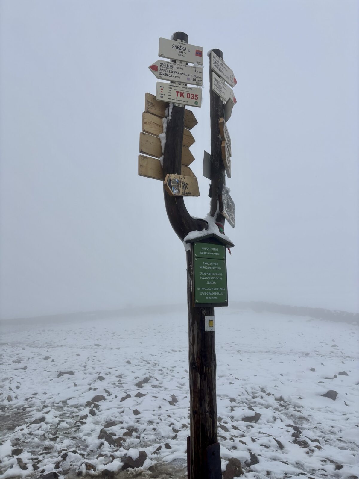 Wandern in Polen: Schneekoppe - Maly Staw - Stabskirche