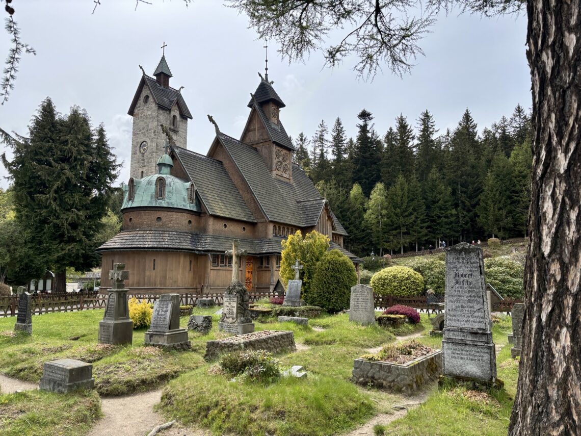 Wandern in Polen: Schneekoppe - Maly Staw - Stabskirche