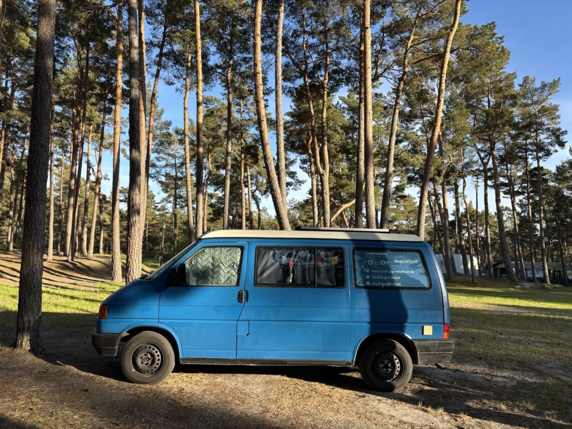 Bus-Abenteuer: Campingplatz Navigator in Rowy